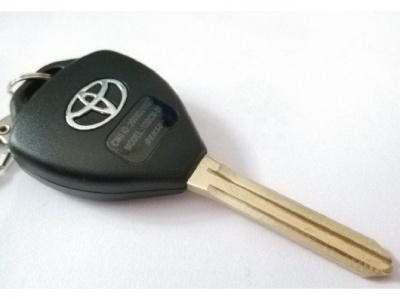 Заготовка ключа зажигания с корпусом три кнопки для Toyota