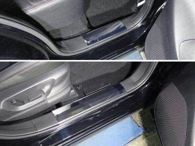 Mazda CX-5 (15–) Накладки на пластиковые пороги (лист зеркальный)
